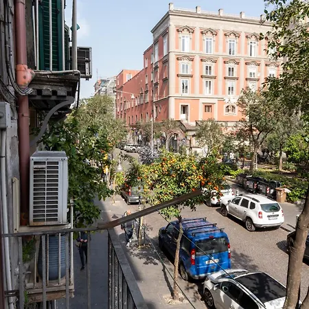 Bellini - Con Balcone * Νάπολη